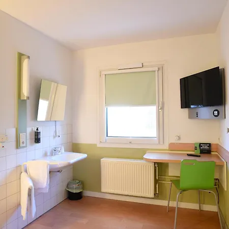 Ibis Budget Messe Hotel 2*